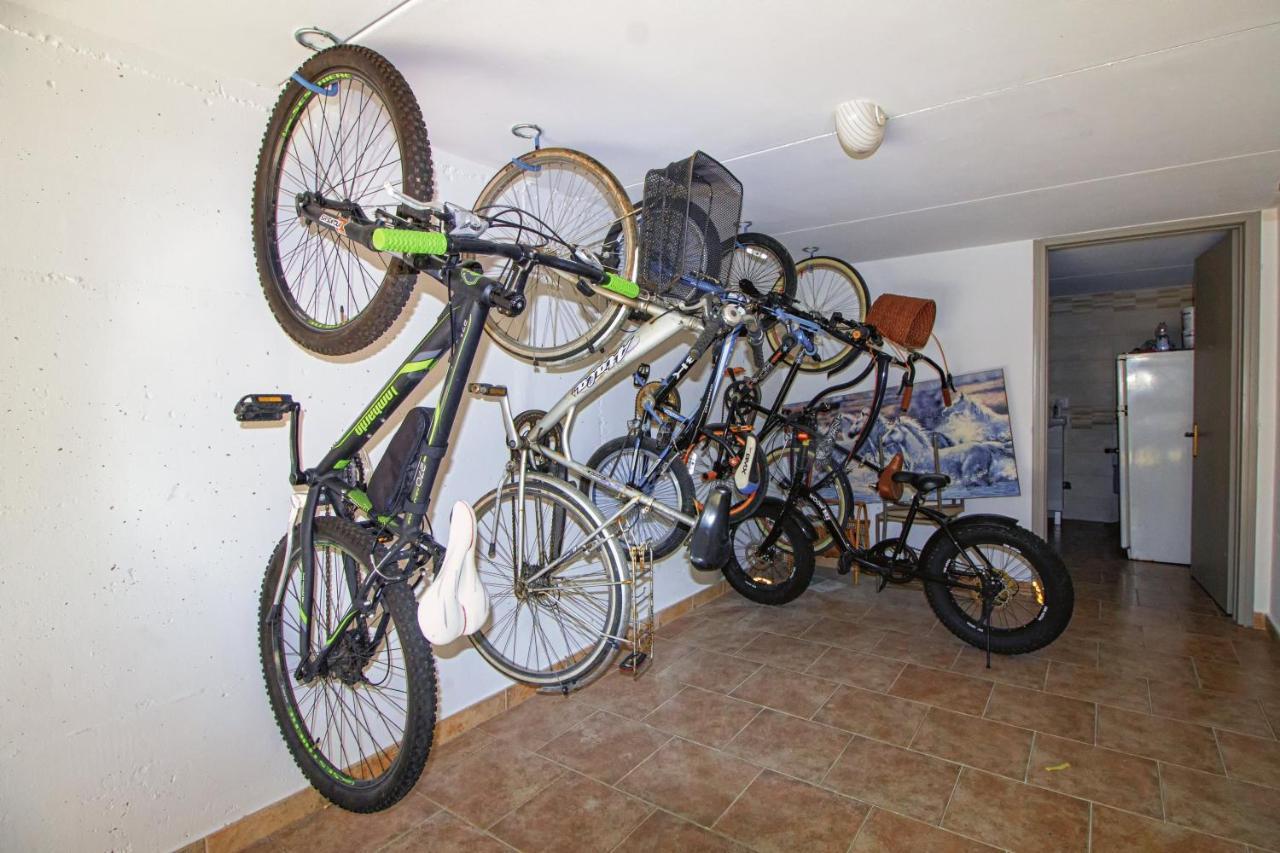 Dd House Family Holiday Apartment Cecina  Exterior foto